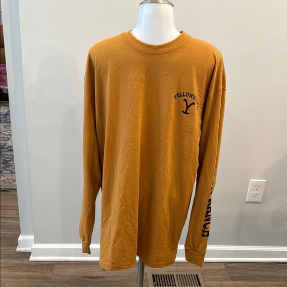 Yellowstone Dutton Ranch XL Men's Mustard Long Sleeve Shirt - Picture 1 of 7